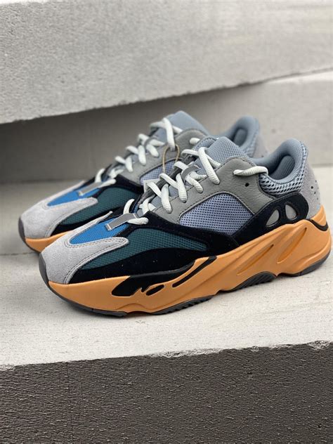 yeezy boost 700 scam